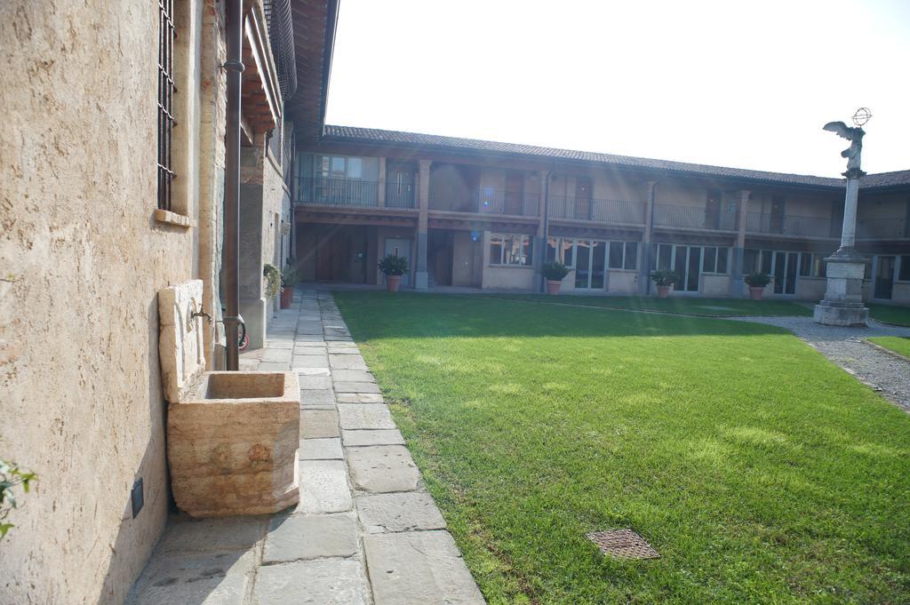 Corte Breda, Agriturismo Bed&Breakfast Chiari Eksteriør billede