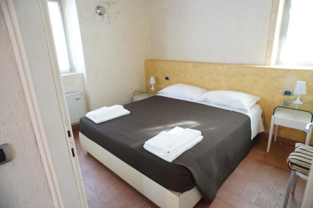 Corte Breda, Agriturismo Bed&Breakfast Chiari Eksteriør billede